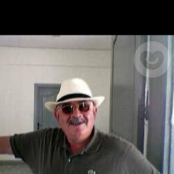 Single Arab man in Jeddah, Makkah Province, Saudi Arabia