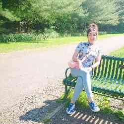 Single Arab woman in Montville, CT, United States