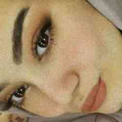 Single Arab woman in Bayrut, Beirut Governorate, Lebanon