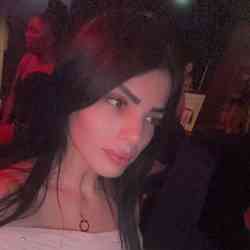 Single Arab woman in Doha, Doha, Qatar