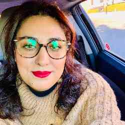 Single Arab woman in Montreal, QC, Canada