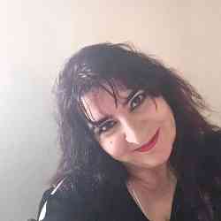 Single Arab woman in Downers Grove, IL, United States