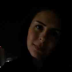 Single Arab woman in Salmiya, Kuwait, Kuwait