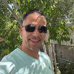 Single Arab man in San Diego, CA, United States