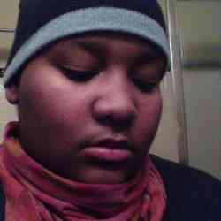 Single Arab woman in Dearborn, MI, United States