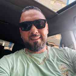 Single Arab man in Beirut, Liban, Lebanon