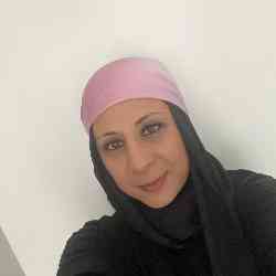 Single Arab woman in Chicago, IL, United States