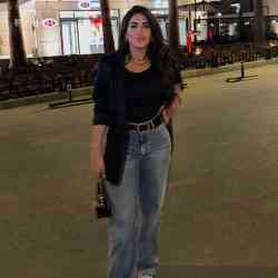 Single Arab woman in New York, NY, United States