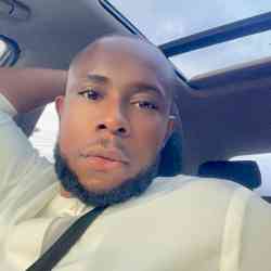 Single Arab man in Dubai, United Arab Emirates, United Arab Emirates