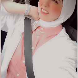 Single Arab woman in New Cairo City, Egypt, Egypt