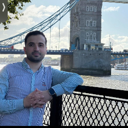 Single Arab man in الموصل, العراق, Iraq