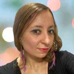 Single Arab woman in Alexandria, Egypt, Egypt