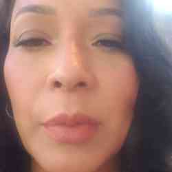 Single Arab woman in London, ON, Canada