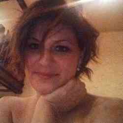 Single Arab woman in Cairo, Egypt, Egypt