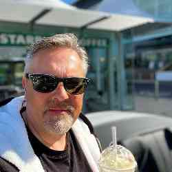 Single Arab man in Toronto, ON, Canada