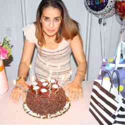 Single Arab woman in Delray Beach, Florida, United States