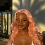 Single Arab woman in Miami, FL, United States