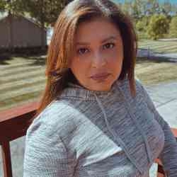 Single Arab woman in Saint Louis, MO, United States