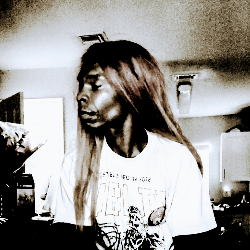 Single Arab woman in Miami, FL, United States