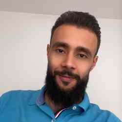 Single Arab man in Tripoli, ليبيا, Libya