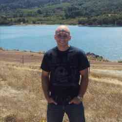 Single Arab man in Dallas, TX, United States