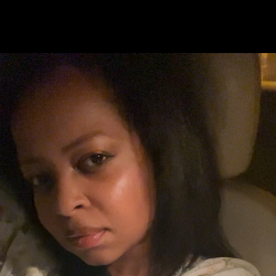 Single Arab woman in Kuwait City, Hawalli Governorate, Kuwait