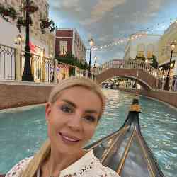 Single Arab woman in London, Великобритания, United Kingdom