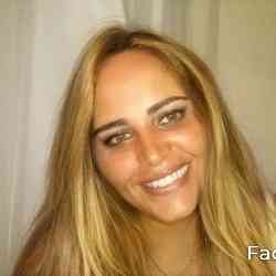 Single Arab woman in São Paulo, SP, Brazil