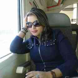 Single Arab woman in El Kelaa des Sraghna, Morocco, Morocco