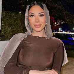 Single Arab woman in Vancouver, BC, Canada