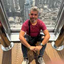 Single Arab man in Dubai, United Arab Emirates, United Arab Emirates