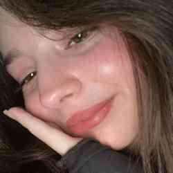 Single Arab woman in Beirut, Lebanon, Lebanon