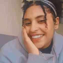 Single Arab woman in Adis Ababa, Ethiopia, Ethiopia