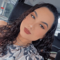 Single Arab woman in Kani, Gifu, Japan