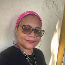 Single Arab woman in Argel, Argelia, Algeria