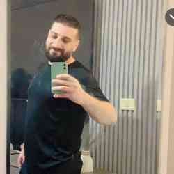 Single Arab man in عمّان, الأردن, Jordan