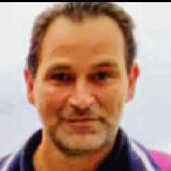 Single Arab man in Neuchâtel, Suisse, Switzerland