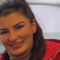 Single Arab woman in Beirut, Libanon, Lebanon