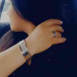 Single Arab woman in The Hague, Nederland, Netherlands