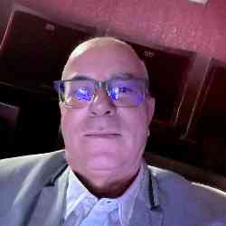 Single Arab man in Riad, Saudi Arabia, Saudi Arabia