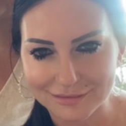 Single Arab woman in Sydney, NSW, Australia