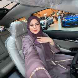 Single Arab woman in Taif, Saudi Arabia, Saudi Arabia