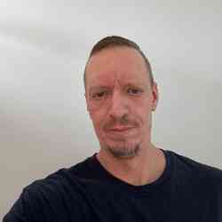 Single Arab man in New York, NY, United States