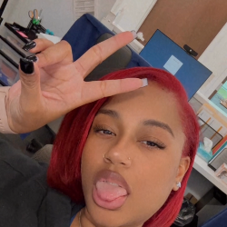 Single Arab woman in Washington D.C., DC, United States