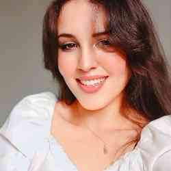 Single Arab woman in Palhoça, SC, Brazil