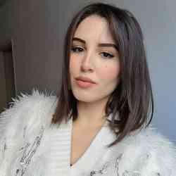 Single Arab woman in Palhoça, SC, Brazil