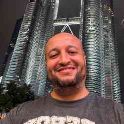 Single Arab man in Frankfurt am Main, Germany, Germany