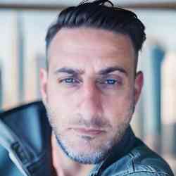 Single Arab man in Toronto, ON, Canada