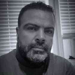 Single Arab man in Bellmore, New York, United States