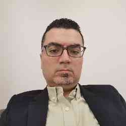 Single Arab man in Mecca, Saudi Arabia, Saudi Arabia